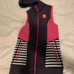 Roxy size 6 wetsuit vest